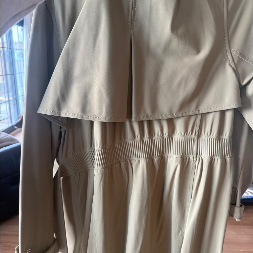 Athleta Stellar Trench - Picture 5 of 5